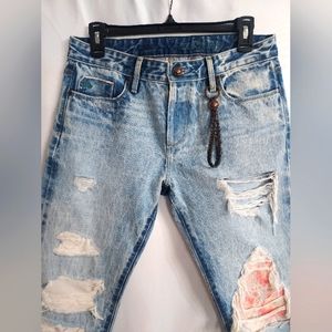 Tortoise Destressed Light Wash Button Fly Trendy Jeans. Size 26